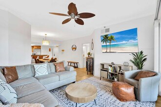 77 Ocean Ln in Hilton Head Island, SC - Building Photo - Building Photo