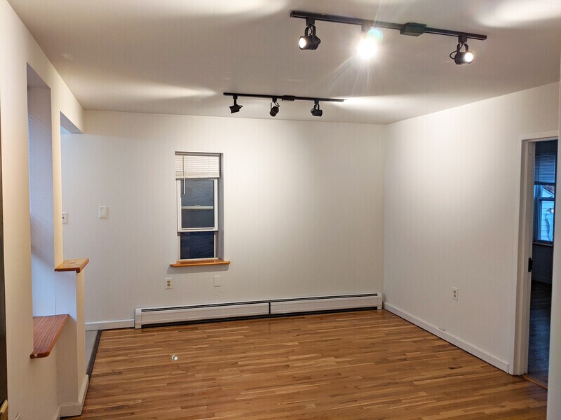 24-26 Academy St in Poughkeepsie, NY - Foto de edificio