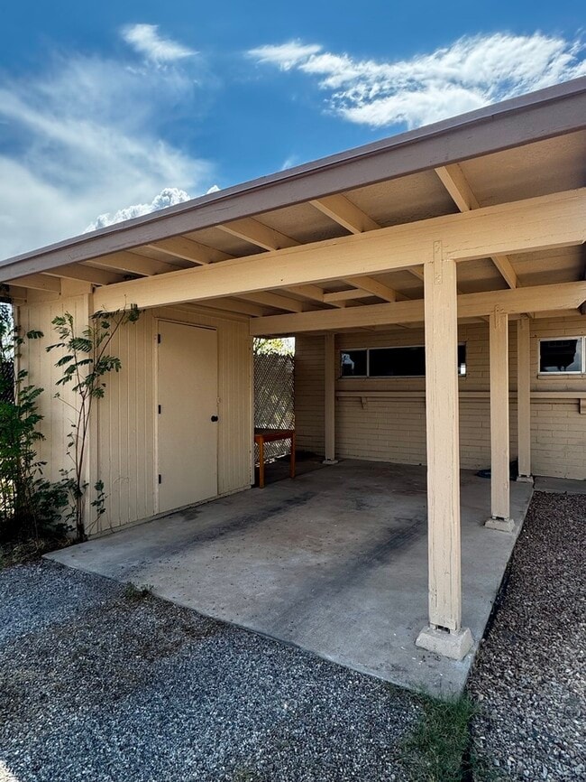 1744 S Chrysler Ave in Tucson, AZ - Building Photo - Building Photo