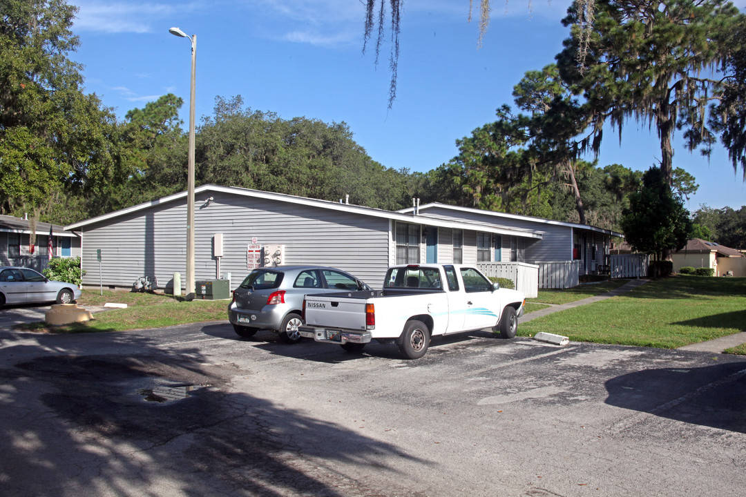 Turkscap Apartments in Brandon, FL - Building Photo