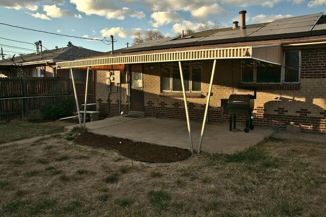property at 5002 W Mexico Ave