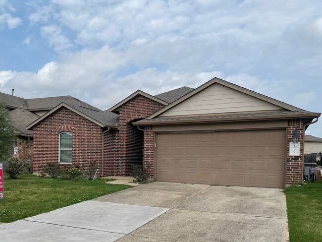 property at 17638 Rose Summit Ln