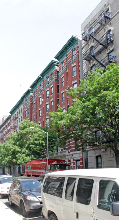 353-355 W 118th St in New York, NY - Foto de edificio