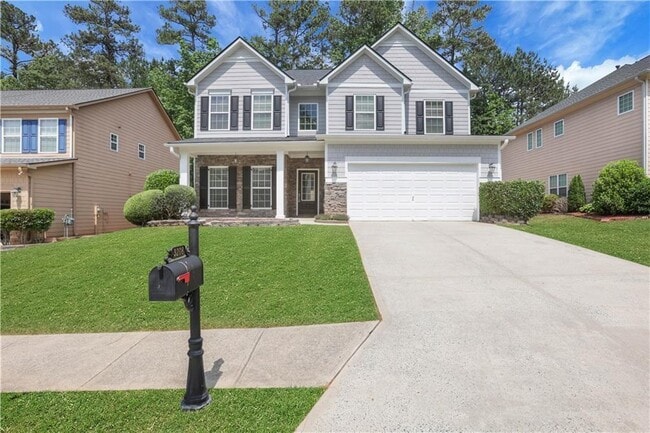 property at 3208 Juniper Dr
