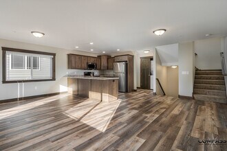 2949 Eldorado Blvd in Eau Claire, WI - Foto de edificio - Building Photo