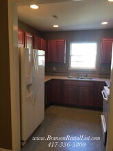 270 Deer Run Rd in Branson, MO - Foto de edificio - Building Photo