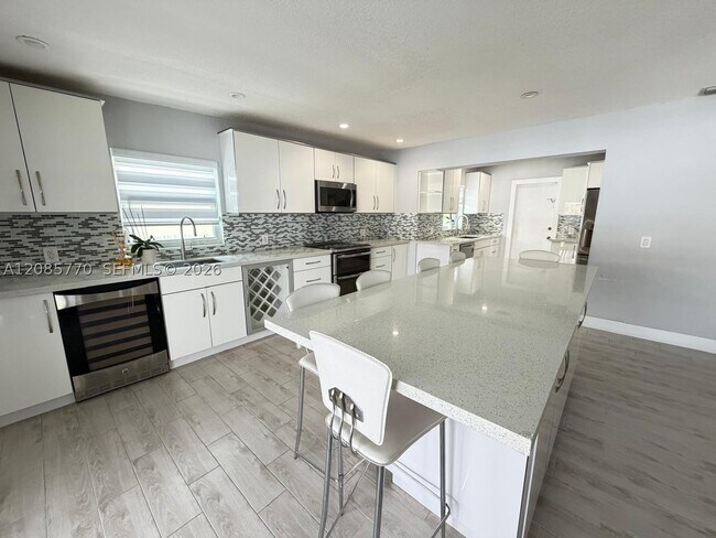 property at 630 SW 46th Ave