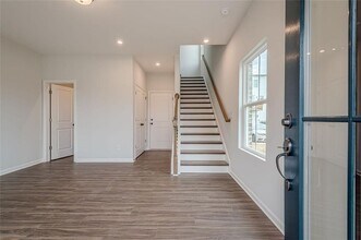 1444 Creekside Cir NW in Atlanta, GA - Building Photo - Building Photo