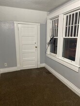 1462 S Brook St, Unit B in Louisville, KY - Building Photo - Building Photo