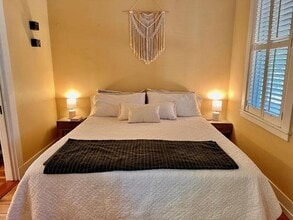 212 Nevada St in Nevada City, CA - Building Photo - Building Photo