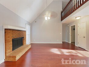 2651 Laurel Woods Ln SE in Conyers, GA - Foto de edificio - Building Photo