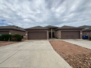 164 Joanne Cv in New Braunfels, TX - Foto de edificio - Building Photo