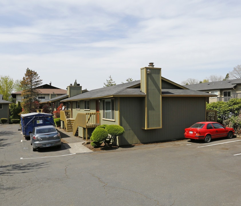 35th Place Apartments in Portland, OR - Building Photo