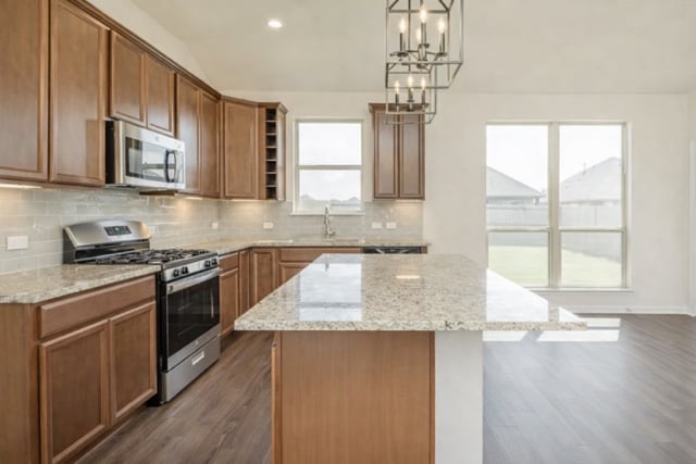 property at 6443 Raleigh Lp