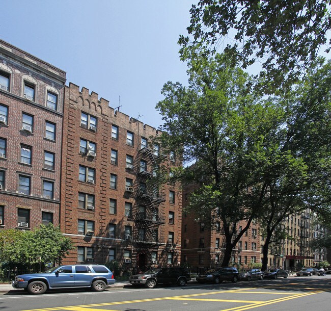 475 Ocean Ave in Brooklyn, NY - Foto de edificio - Building Photo