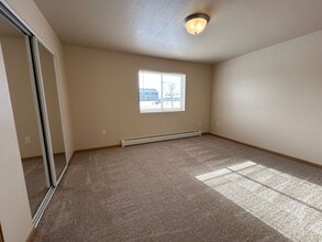 Harbor Ridge & Harbor Winds in Sturgeon Bay, WI - Building Photo - Building Photo