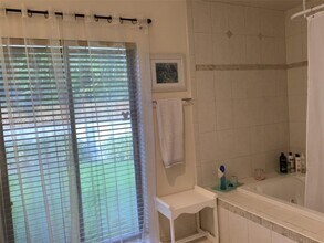 5780 SW 59th Pl in South Miami, FL - Building Photo - Building Photo