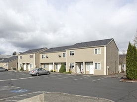 Garden Grove Apartments in Forest Grove, OR - Building Photo