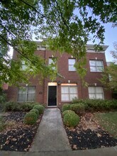 1009 Star Shoot Pkwy in Lexington, KY - Building Photo - Building Photo