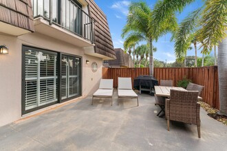 1806 18th Ct in Jupiter, FL - Building Photo - Building Photo