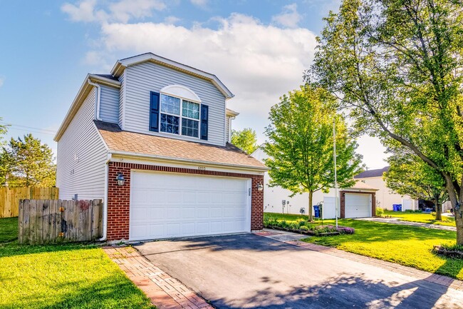 6193 Nasby Dr in Galloway, OH - Building Photo - Building Photo