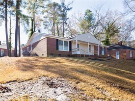 738 Ashboro St in Fayetteville, NC - Building Photo