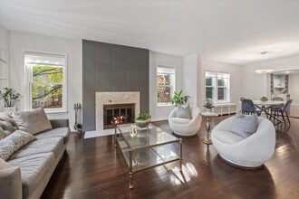 606 Barton Ave in Evanston, IL - Building Photo - Building Photo