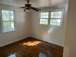 2322 Briarfield Rd in Kinston, NC - Building Photo - Building Photo