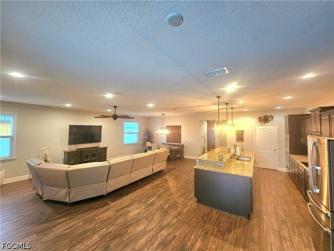property at 1919 SW 26th Terrace