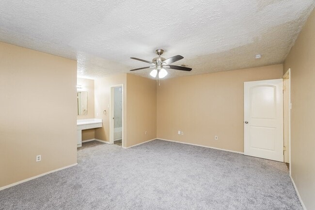 property at 1711 Meadow Green Dr