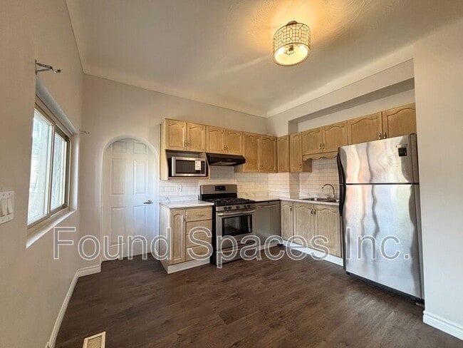 property at 460 King William St