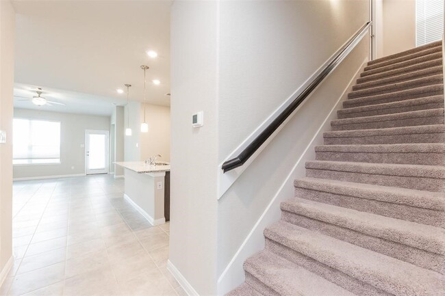 property at 1230 Glendora Dr
