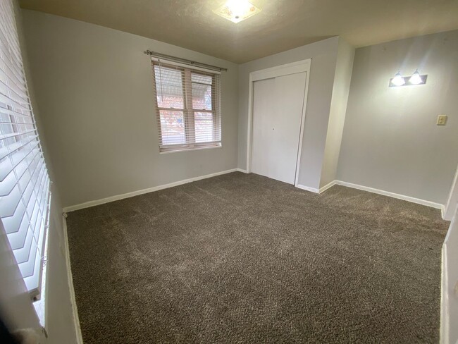 221 N Pesotum Ave in Shawnee, OK - Building Photo - Building Photo