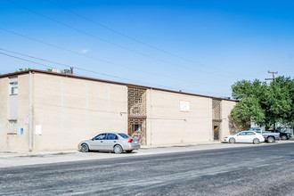 Houston Arms Apartments in Odessa, TX - Building Photo - Building Photo