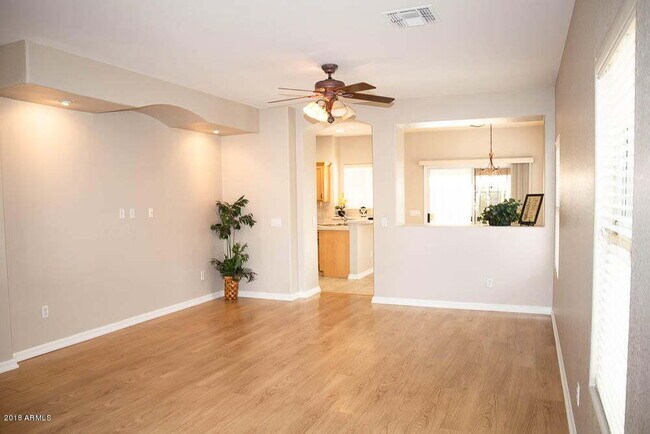 3725 E Remington Dr in Gilbert, AZ - Building Photo - Building Photo