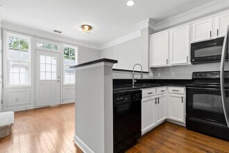 13119 Arbor Day Ct in Charlotte, NC - Building Photo - Building Photo