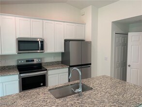 4360 Longwell Ln in North Port, FL - Building Photo - Building Photo