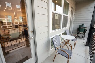 2522 El Camino Ln in Dallas, TX - Foto de edificio - Building Photo