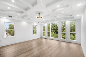 125 Collard St in Jersey City, NJ - Foto de edificio - Building Photo