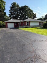 61 Fernboro Rd in Rochester, NY - Building Photo