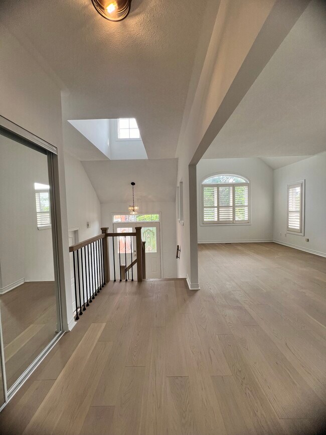 1724 Hadrian Crt in Pickering, ON - Building Photo - Building Photo