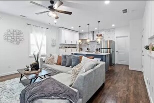 761 Welch St SW in Atlanta, GA - Building Photo