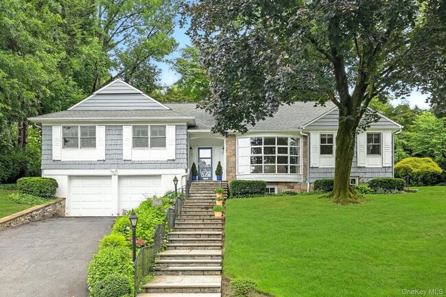 property at 18 Taunton Rd