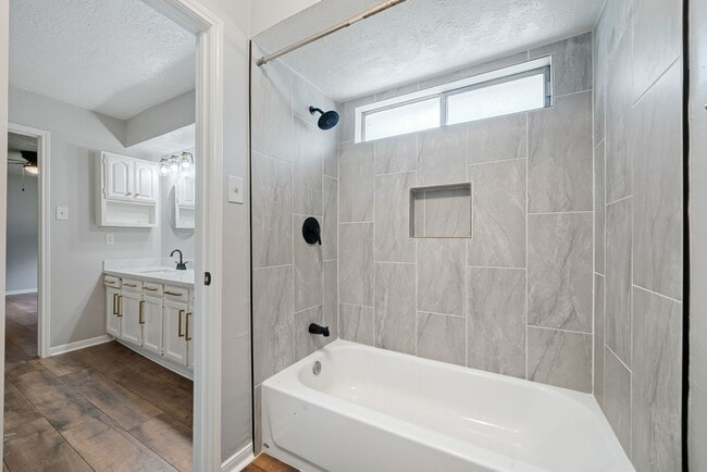 property at 801 Thornwood Dr