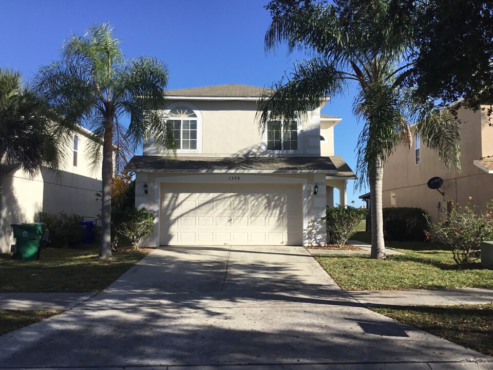 1556 Sherbourne St in Winter Garden, FL - Building Photo