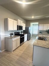 5561 Rollins Dr in Krum, TX - Building Photo - Building Photo