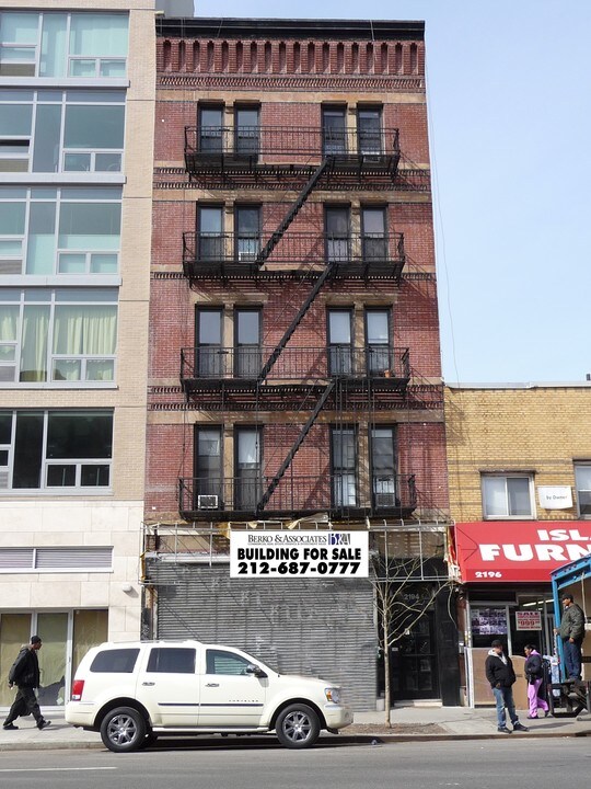 2194 Third Ave in New York, NY - Foto de edificio