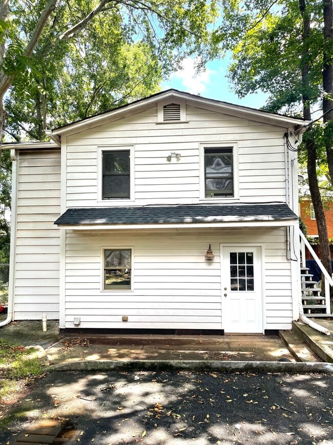 property at 143 Greenwood Dr