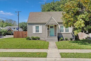 701 N Kentucky St in McKinney, TX - Building Photo