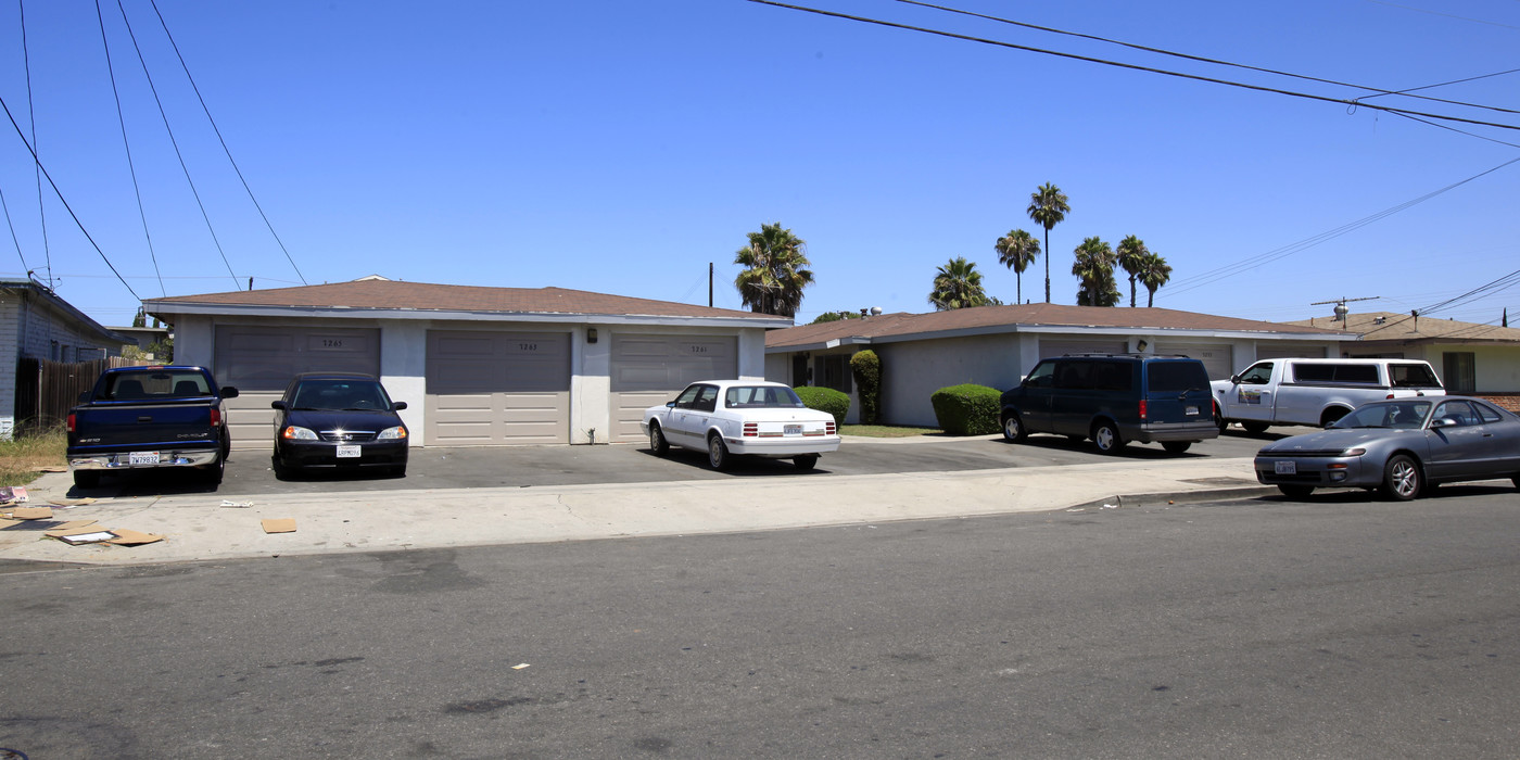 7265-7271 20th St in Westminster, CA - Building Photo